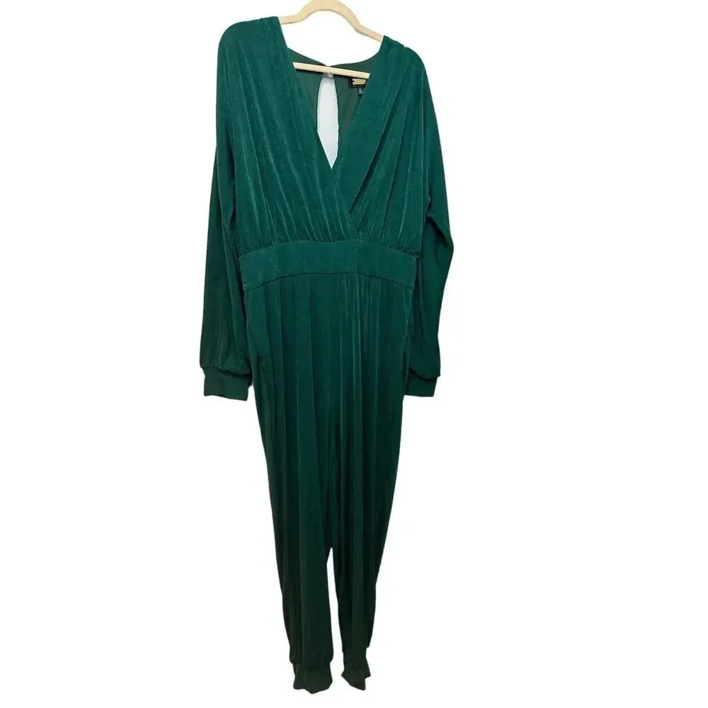 Alexia Admore Joey Jumpsuit Size XL Joggers Open Back Dressy Green Open Back